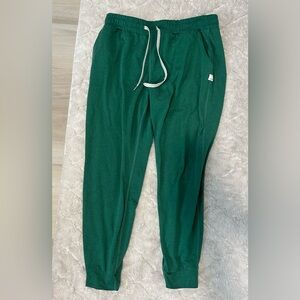 Vuori Green Women’s Performance Joggers
